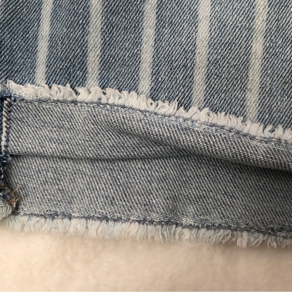 KENSIE JEANS  VINTAGE LUXE THE HIGH RISE SHORT SIZE 6/28 STRIPED DENIM NWT - Picture 5 of 15